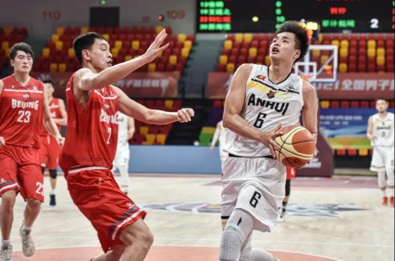 10, 灰熊连胜八场创队史新纪录  