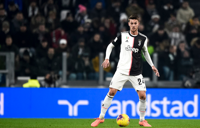  拉齐奥后防失误连连负于佛罗伦萨遭连败